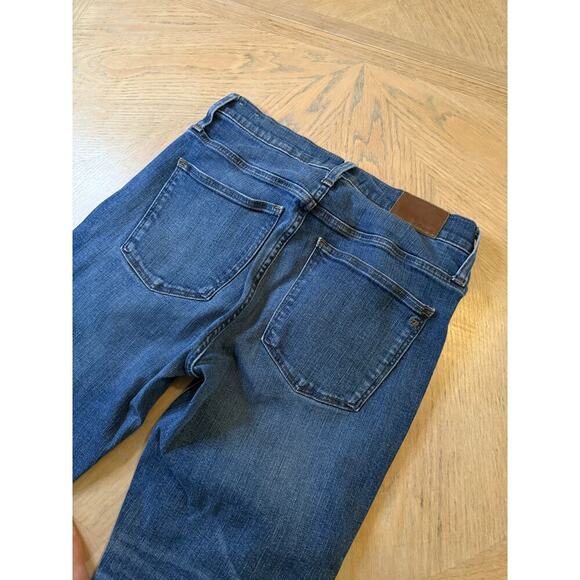 Madewell Tall Slim Straight Jeans: Distressed
Button-Front Edition size 30 - Picture 12 of 12